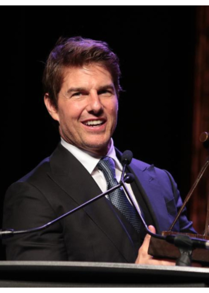 مشاهير تعرضوا للتنمر في الطفولة والمراهقة