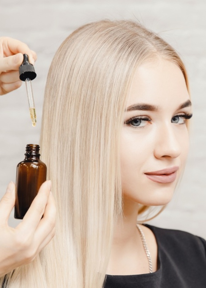 نصائح ذهبية عند استخدام الزيوت الطبيعية للعناية بالشعر