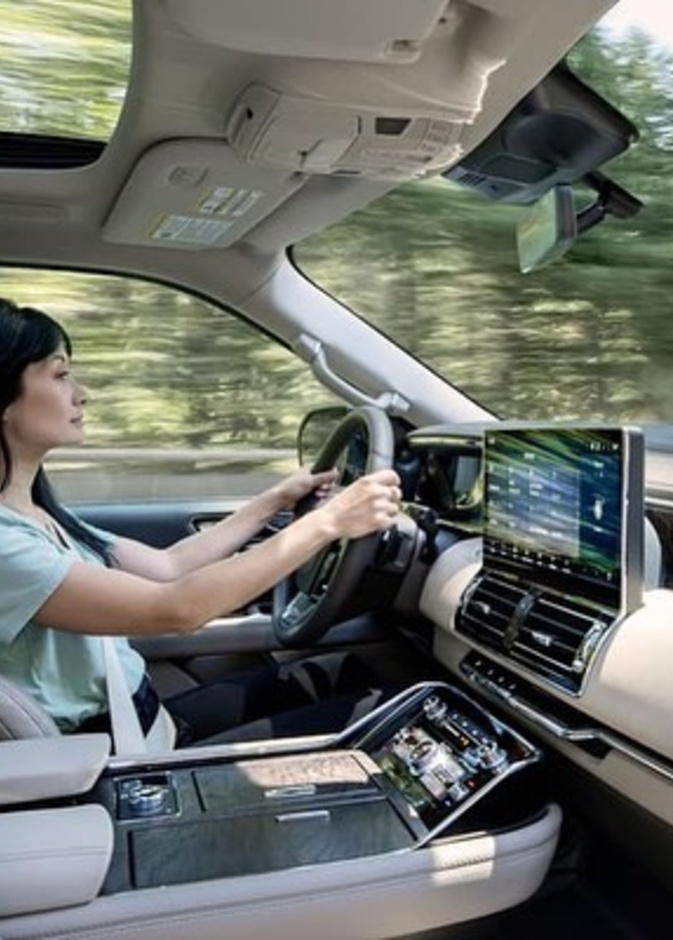  Navigator2022 أفخم سيارات الدفع الرباعي