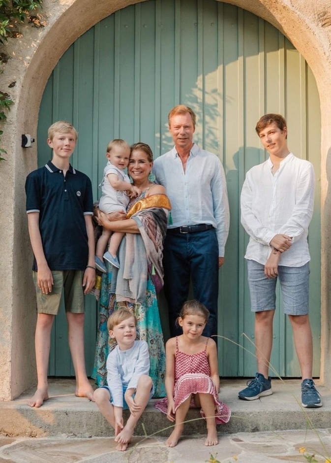 صور من عطلة العائلة الحاكمة لإمارة لوكسمبورغ