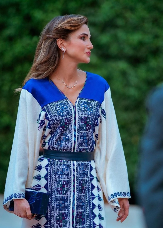 الملكة رانيا "ملكة الأناقة" تحتفل بعيد ميلادها الـ 51