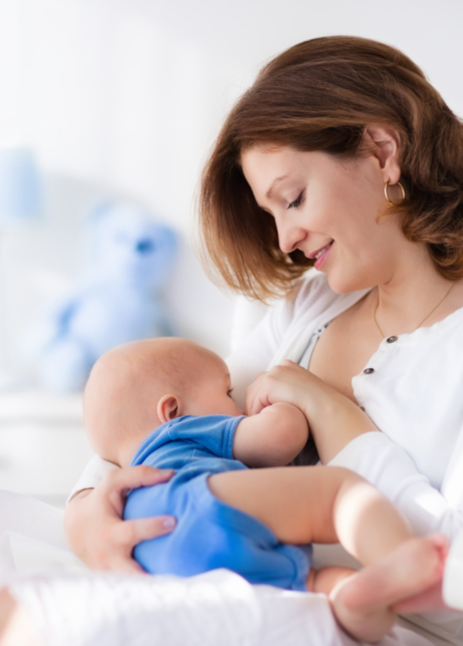  كيفية التعامل مع تسرب الحليب من الثدي في فترة الرضاعة