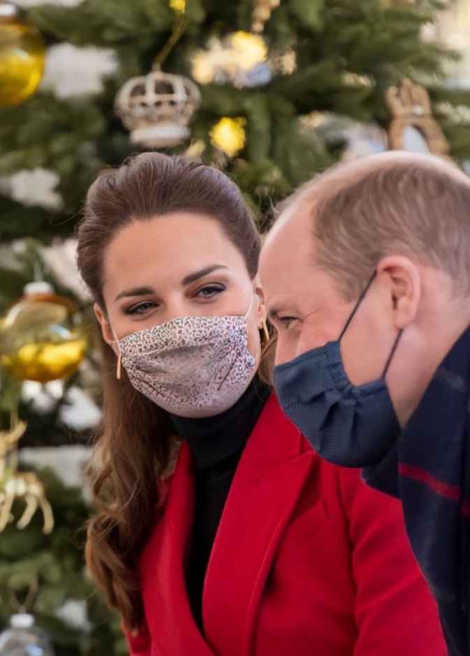 الأمير وليام وزوجته يصحبان أطفالهما إلى رحلة عائلية أخيرة قبل بدء الدراسة