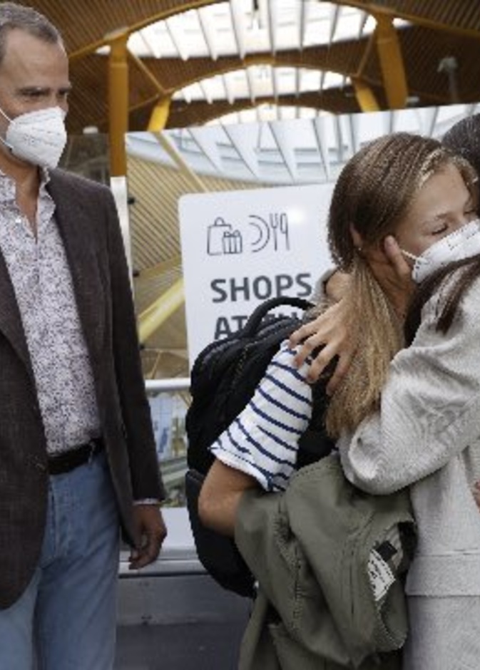 3 أميرات غادرن القارة الأوروبية للدراسة في بريطانيا.. فمن هن؟