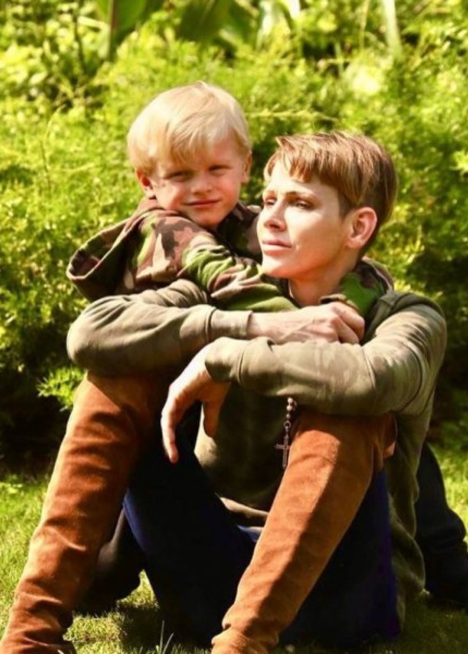 القصر الملكي في موناكو ينشر مستجدات الحالة الصحية للأميرة شارلين