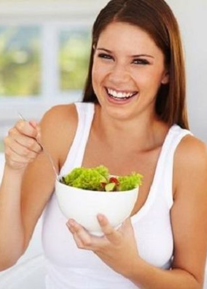  اطعمة يجب تناولها نيئة