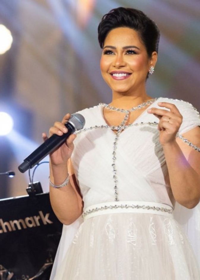 اطلالتان ساحرتان للفنانة شيرين في حفل جدة