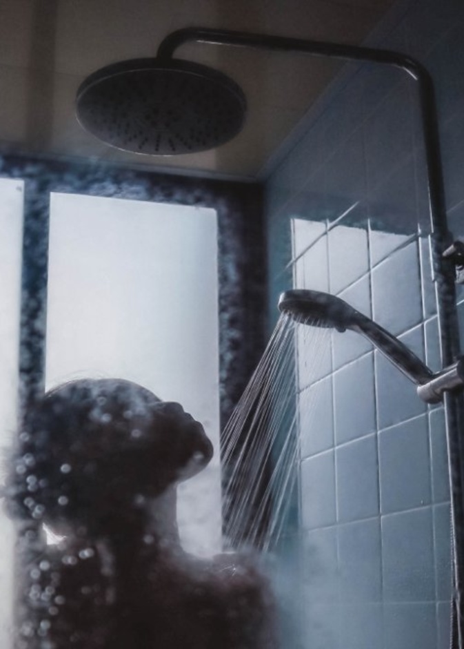  هل الاستحمام بالماء الساخن يقتل فيروس كورونا