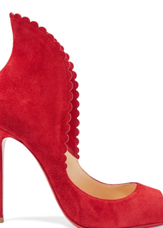 حذاء أحمر كلاسيكي ذات القماش المخملي من كريستيان لوبوتان CHRISTIAN LOUBOUTIN