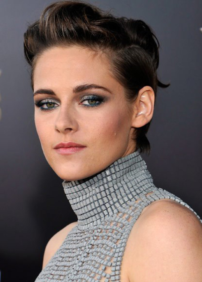 Kristen Stewart - Metallic Eye Shadow