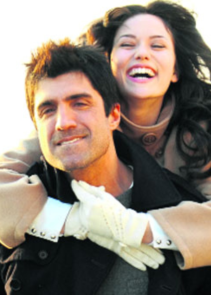 اوزجان دنيز وأسين مورالي أوغلو