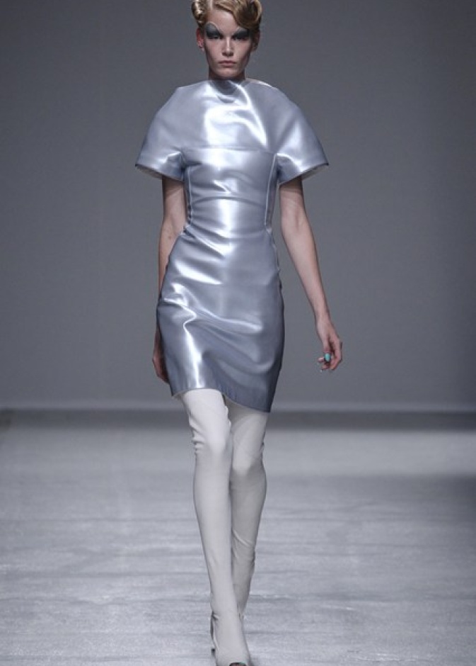 Gareth Pugh : فيلم خيالي مبهر..