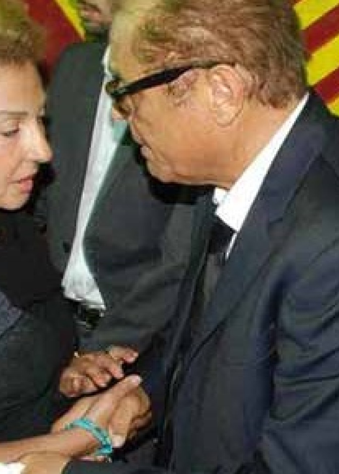 النجمات في العزاء