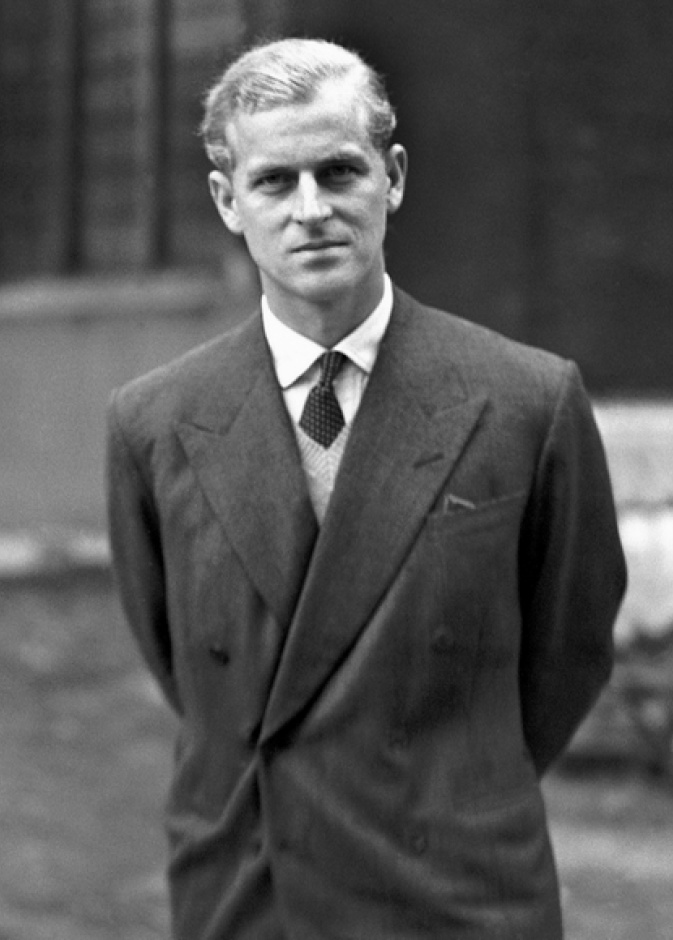 الامير فيليب في الخامسة والتسعين.. اناقة لم يغيرها الزمن