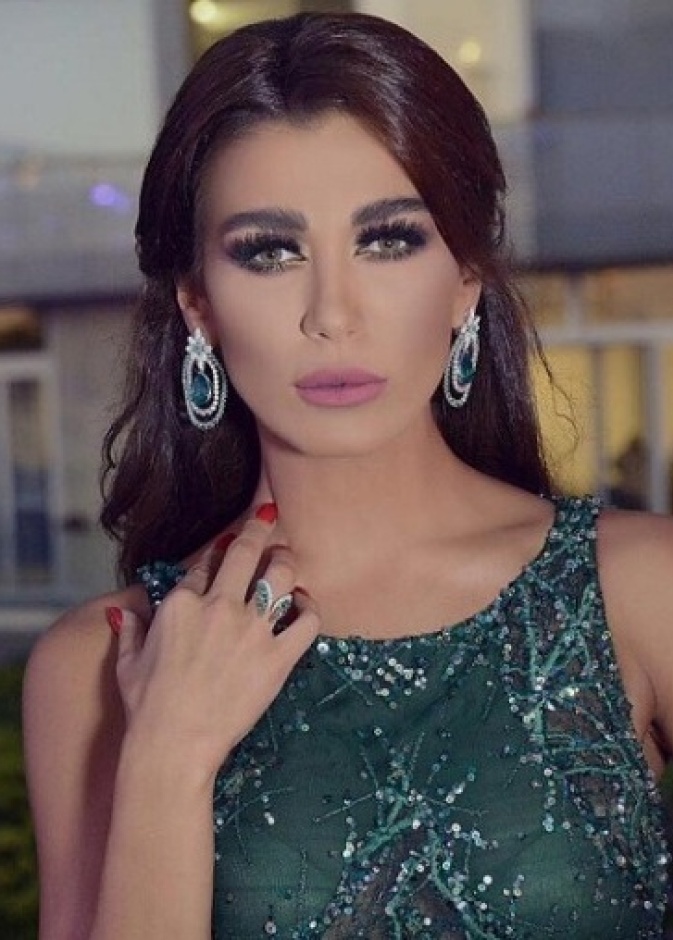 نادين الراسي عيد ميلاد