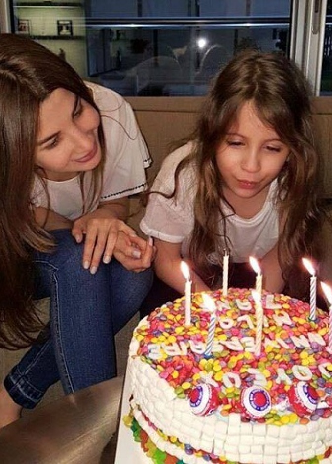 نانسي عجرم وابنتها