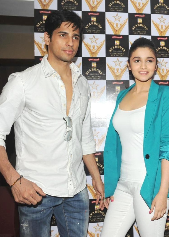 هدايا نجوم بوليوود باهظة بشكل مبالغ فيه