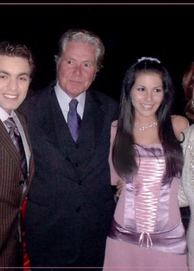 خطوبة منة حسين فهمي وشريف رمزي