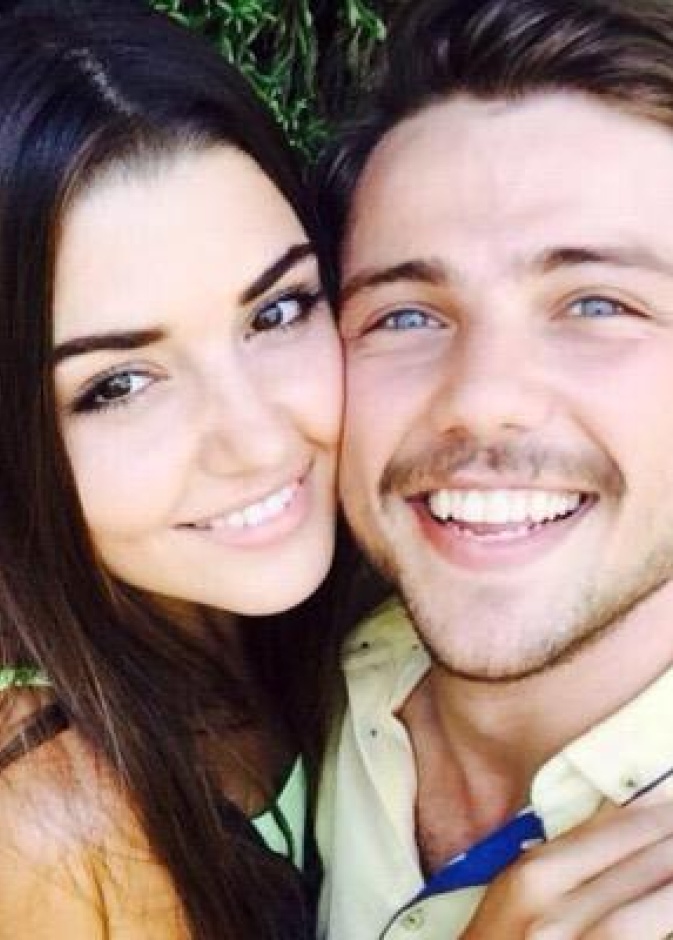 هانده إرتشيل وتولغا ساريتاش