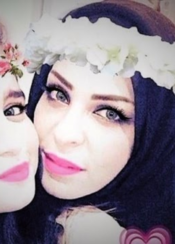 حلا الترك ووالدتها