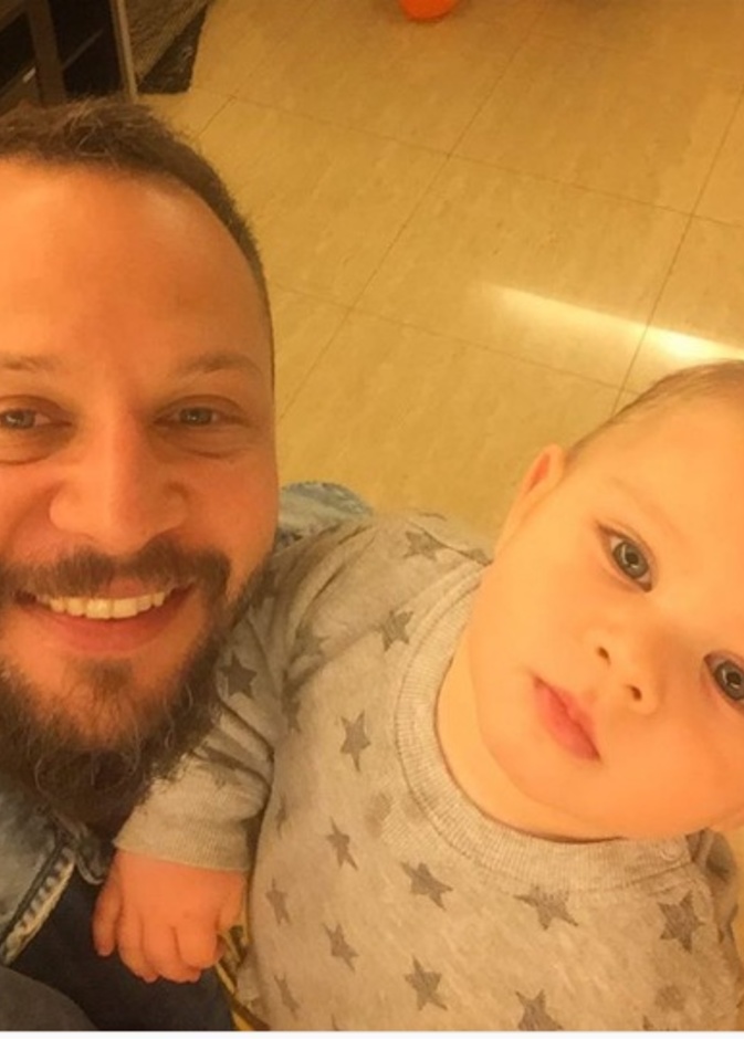 مكسيم خليل مع ابنه لوكاس