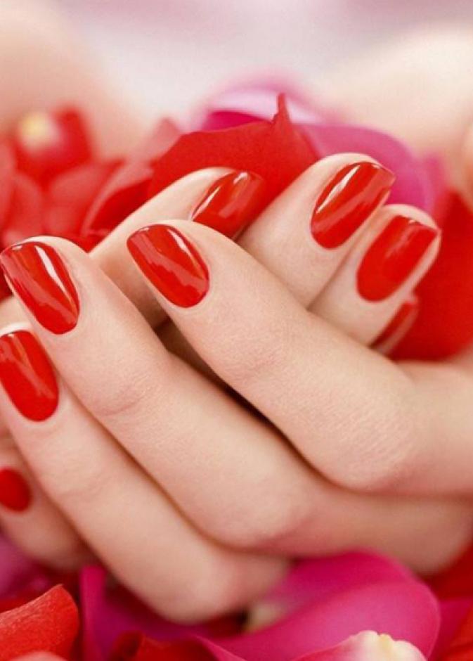 ESSIE, jelly apple, AED 42, NBAR