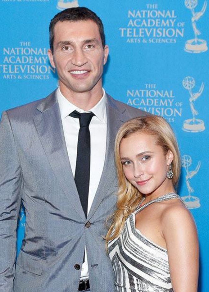 خطوبة Hayden Panettiere وخاتم بقيمة $500,000