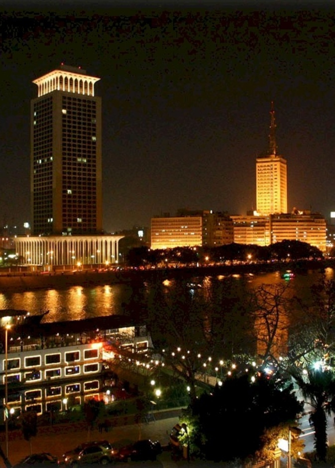 ليال القاهرة في وداع رمضان واستقبال العيد