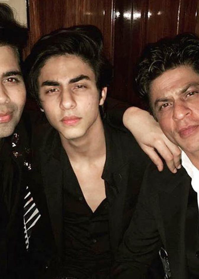 كاران جوهر مع شاروخان وابنه اريان