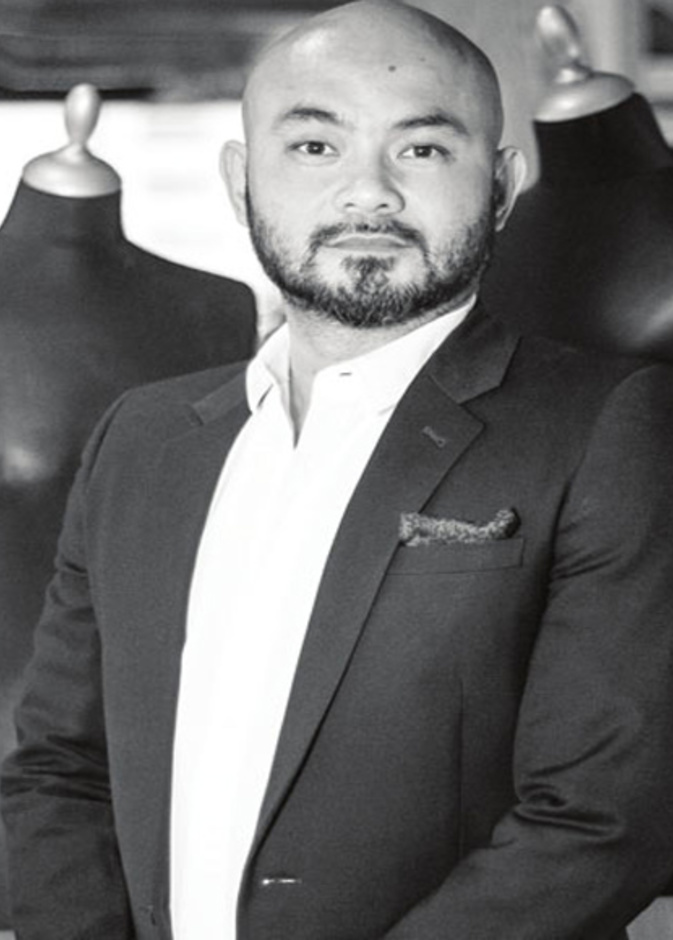 المدير التنفيذي لعروض  Fashion Forwardبونغ غيريرو 