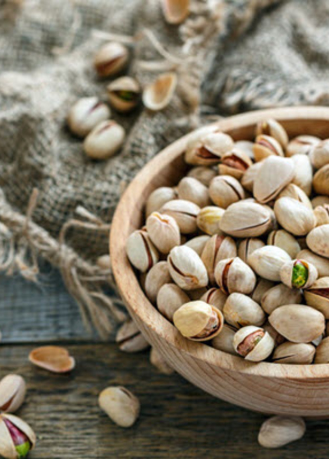 زيادة الرغبة عند الرجل بتناول الفستق الحلبي