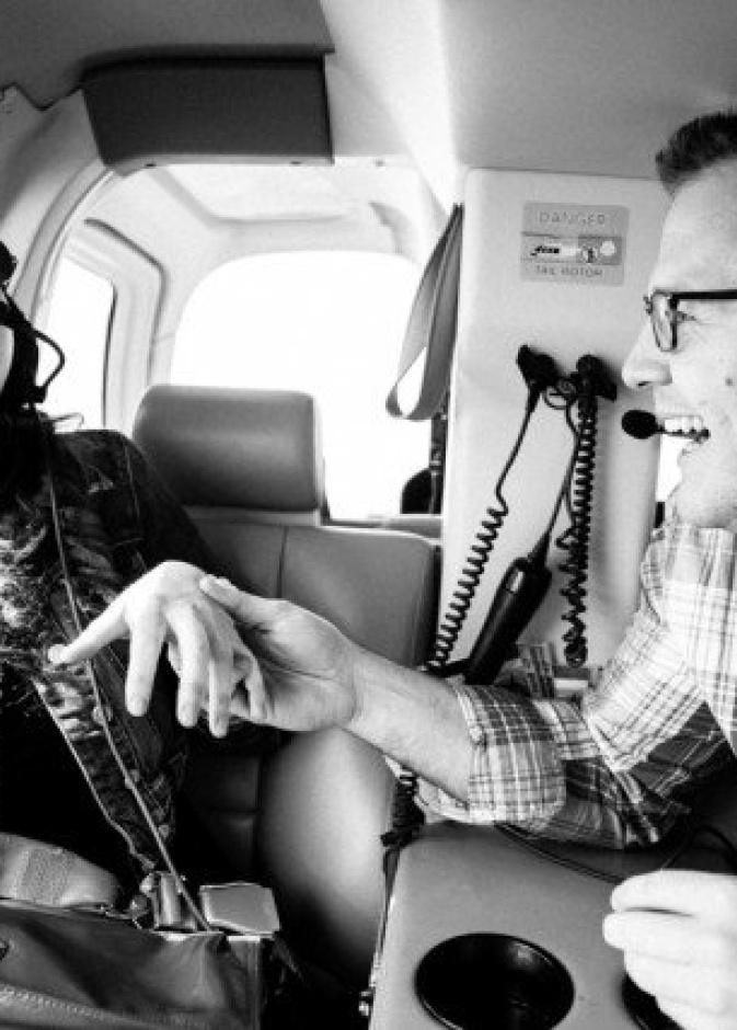 أميركي يطلب يد حبيبته بـ44 سيارة!