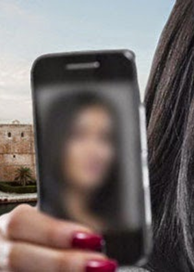 بالفيديو: "سيلفي" تقتل صبية بعمر الزهور