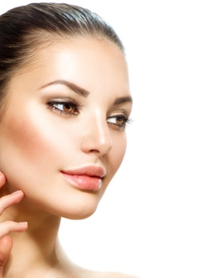 الإبتسامة: أفضل ماكياجات الوجه