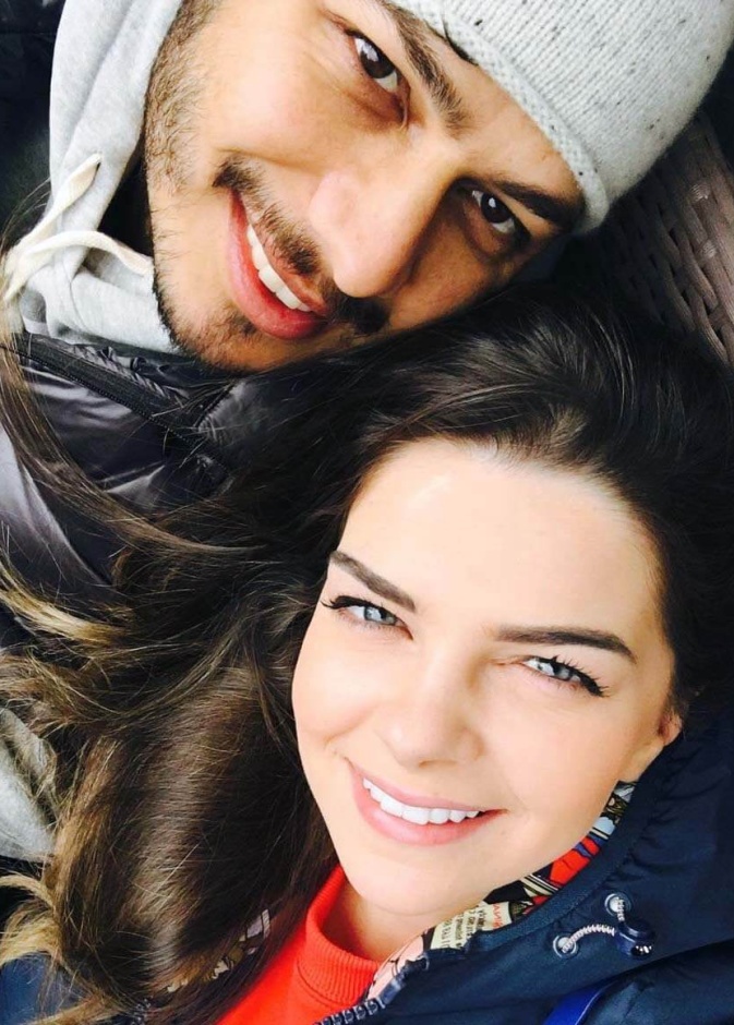 بيلين كارهان وزوجها