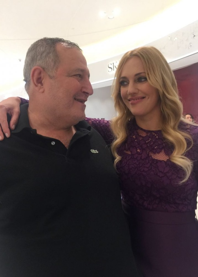 محاور المشاهير عدنان الكاتب برفقة السلطانة هويام