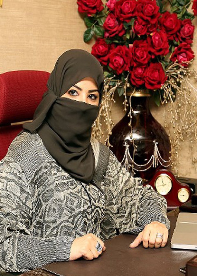 المصممة إلهام العوفي