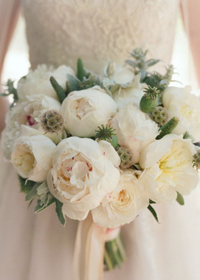 زفاف بلمسة من أزهار الزئبق