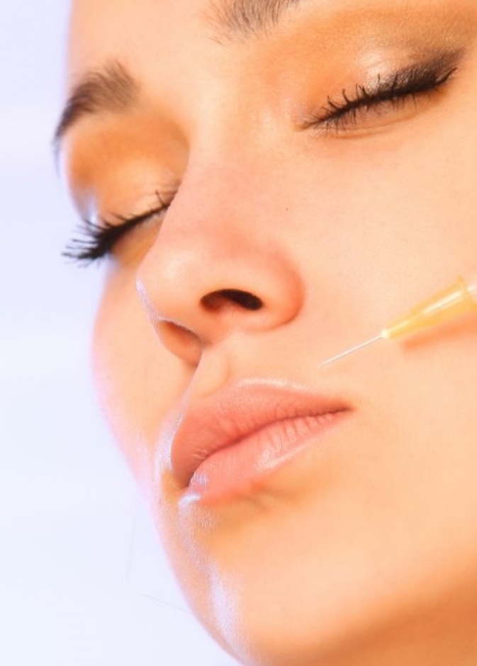 "إبر النضارة" لبشرة أكثر إشراقاً وجاذبية 