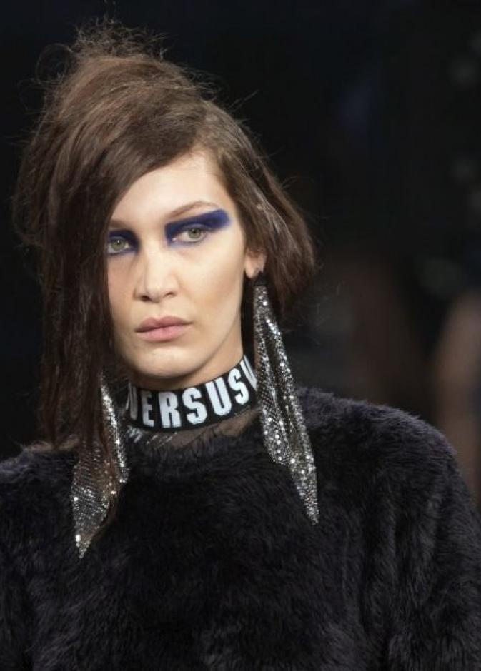 اساسيات المكياج مع رسمات عيون قوية على خطى بيلا حديد Bella Hadid