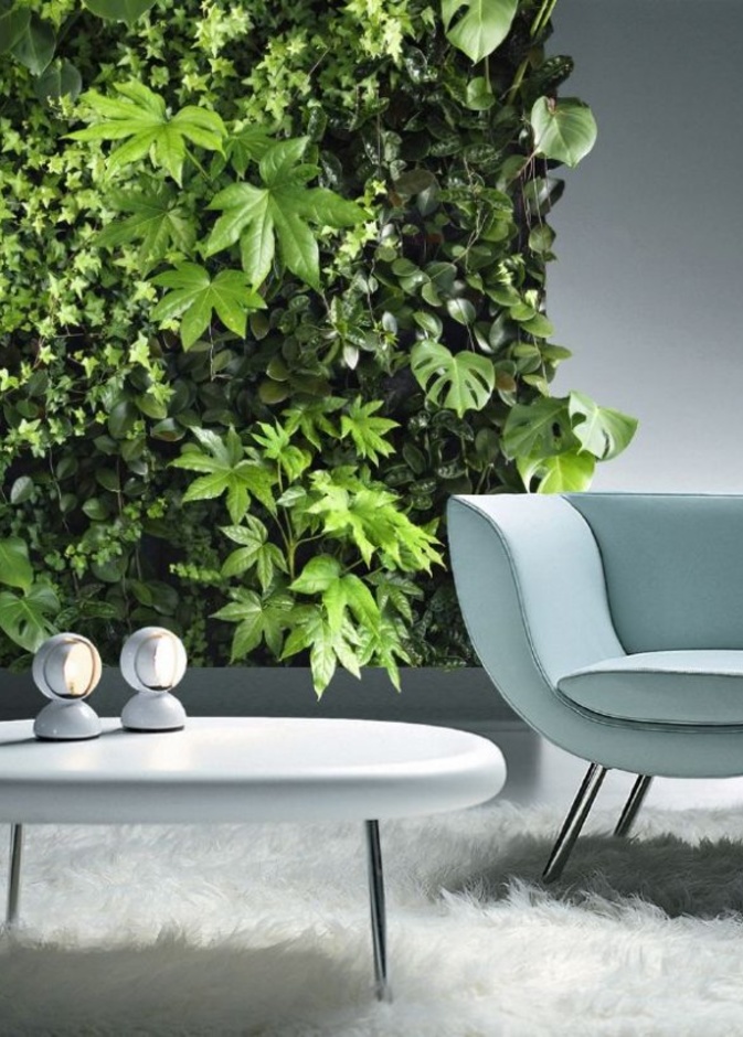 جدار القرميد مع الأثاث المصنوع من الخشب