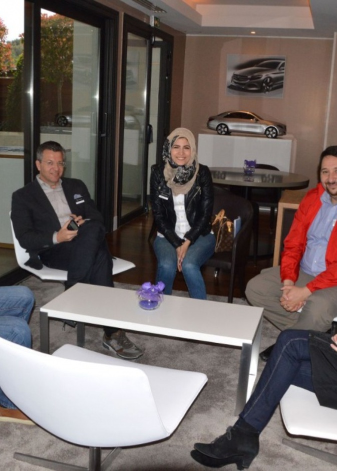 رفاهية وفخامة.