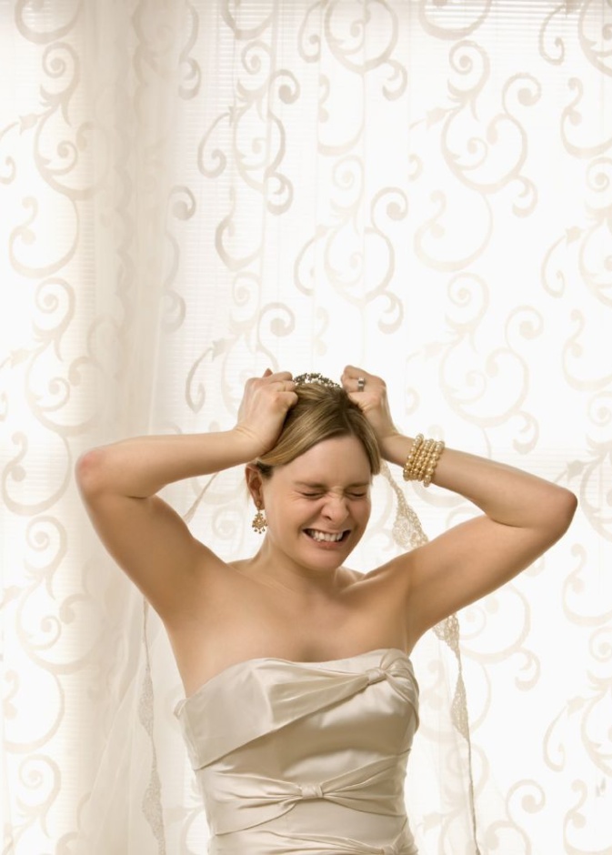 عروس متوترة