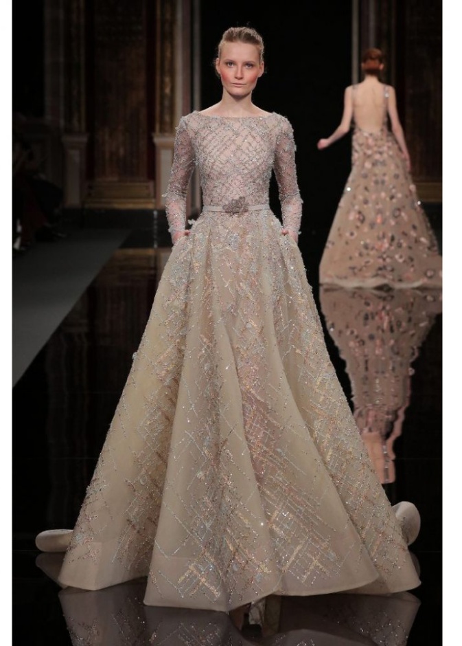 فستان ام العروس انيق و راق من مجوعة زياد نكد لربيع و صيف 2017