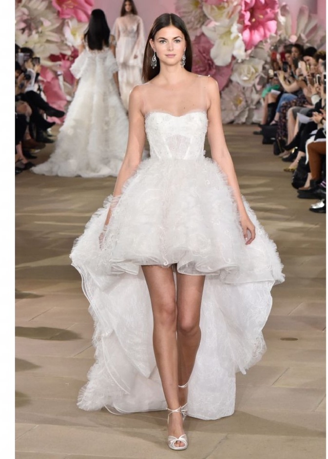 موديلات فساتين زفاف بلمسات بوهيمية لعروس 2017