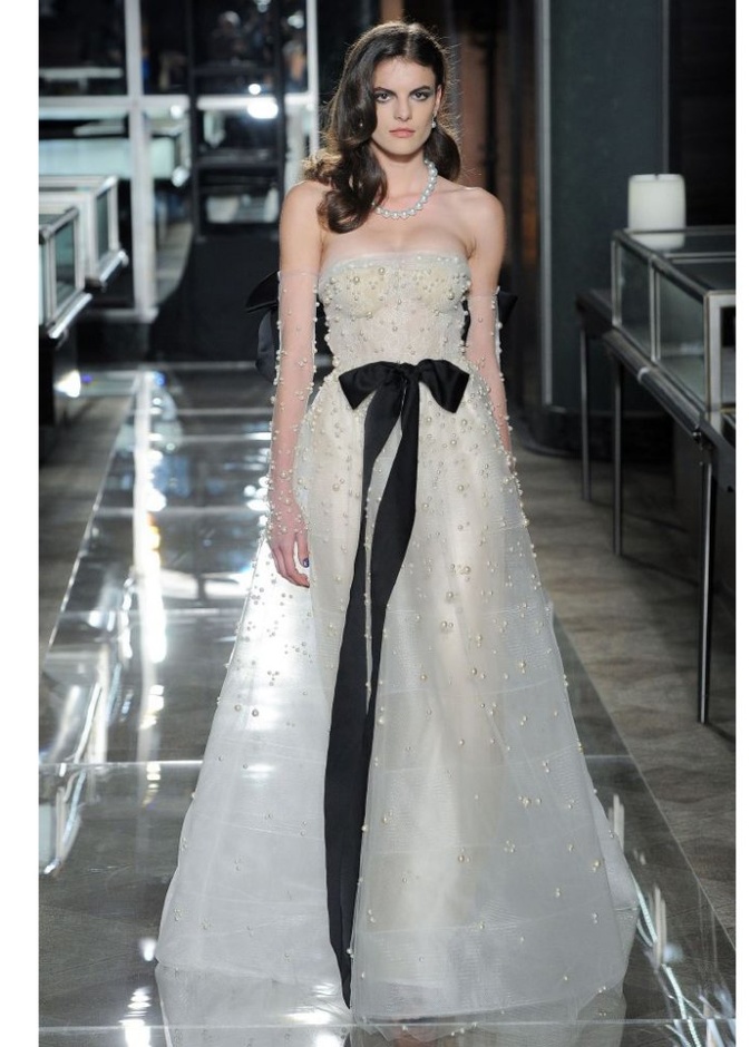 طرحة من Viktor & Rolf