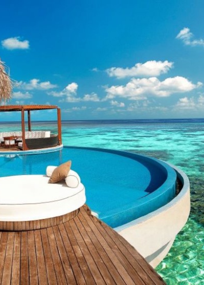 تشتهر جزر المالديف بأنها واحدة من الوجهات السياحية المثالية لقضاء شهر العسل