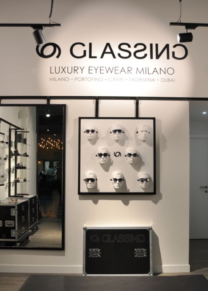 نظارات تنضح بالأناقة والرقي في متجر Glassing المؤقت