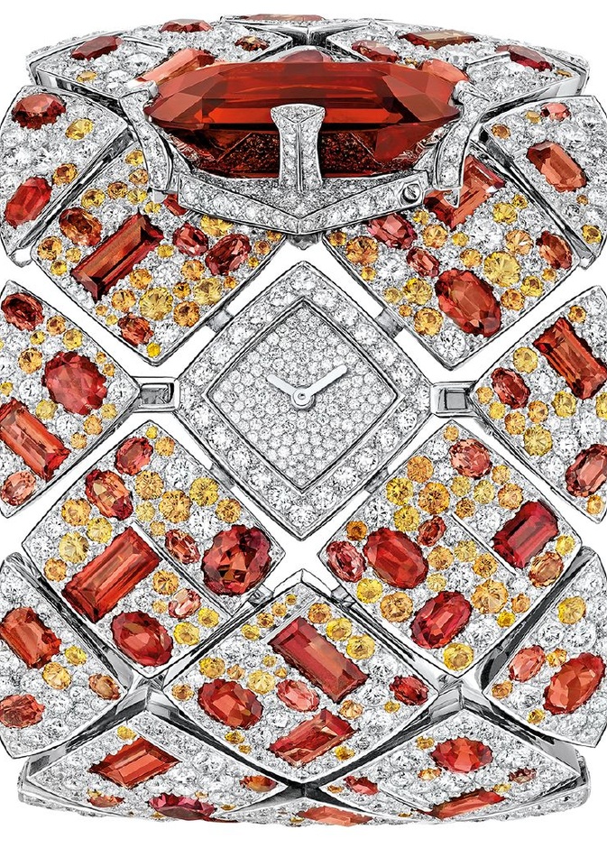 ساعة Les Eternelles de Chanel من علامة شانيل