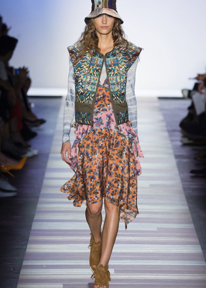 BCBG Max Azria يصطحبنا في رحلة إلى كاليفورنيا!